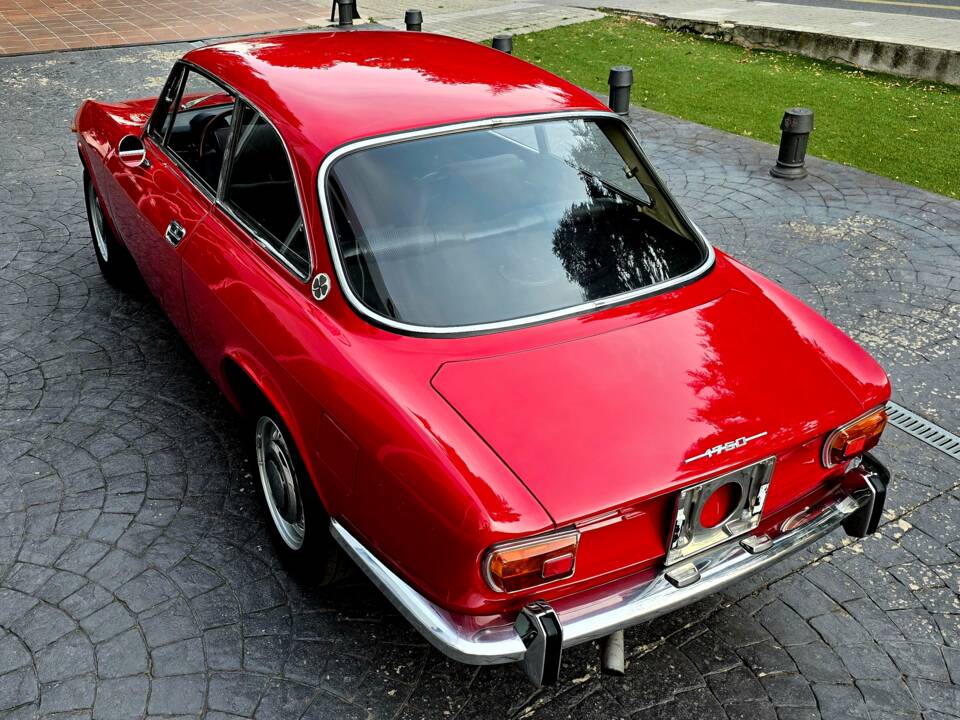 Image 4/34 of Alfa Romeo 1750 GT Veloce (1969)