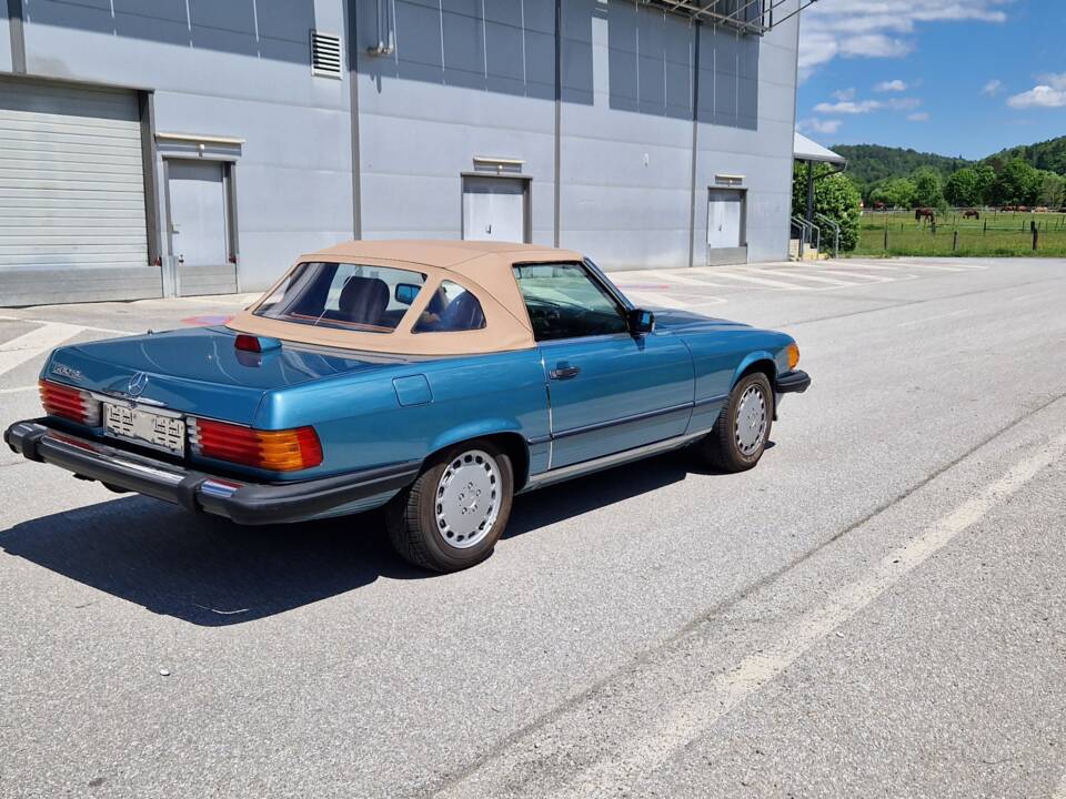 Image 6/82 of Mercedes-Benz 560 SL (1986)