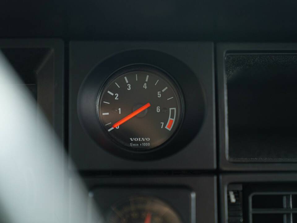 Bild 44/50 von Volvo 240 Diesel (1982)