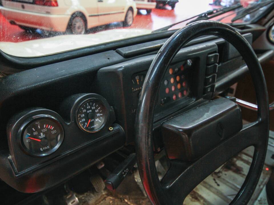 Bild 14/14 von Renault R 4 GTL (1985)
