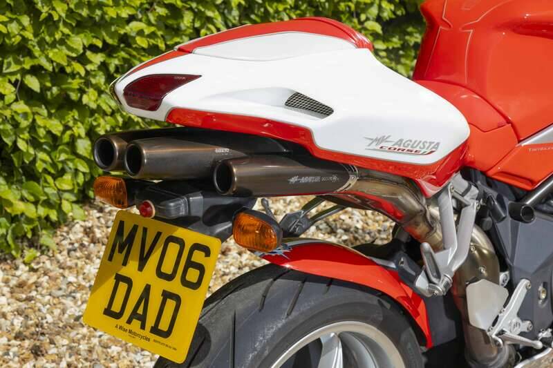 Immagine 5/45 di MV Agusta F4 1000 S (2006)