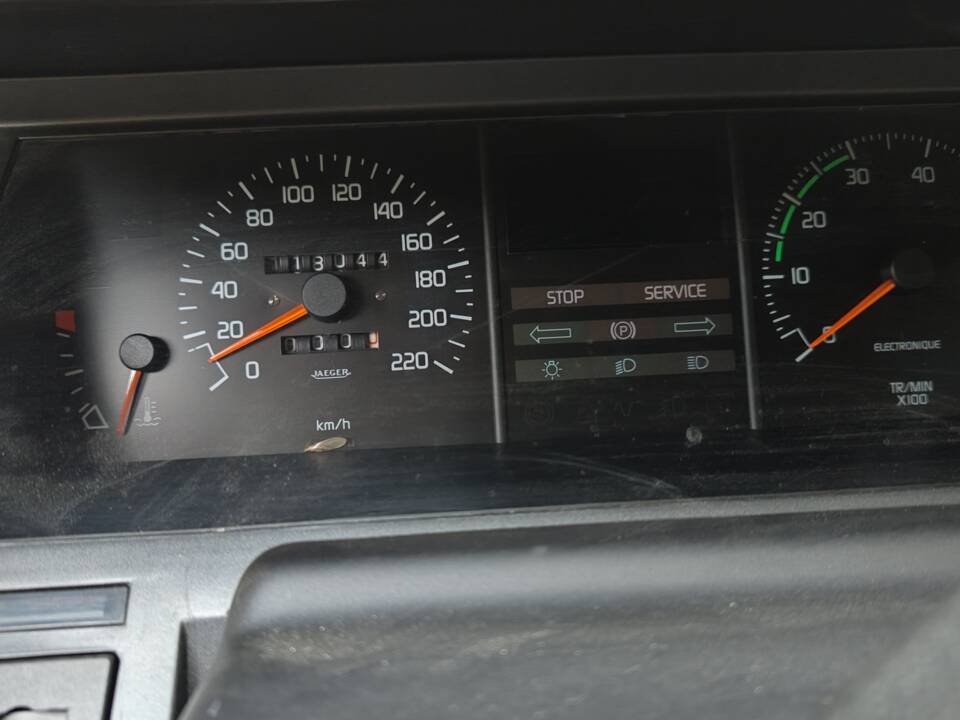 Bild 17/31 von Renault R 25 V6 (1984)