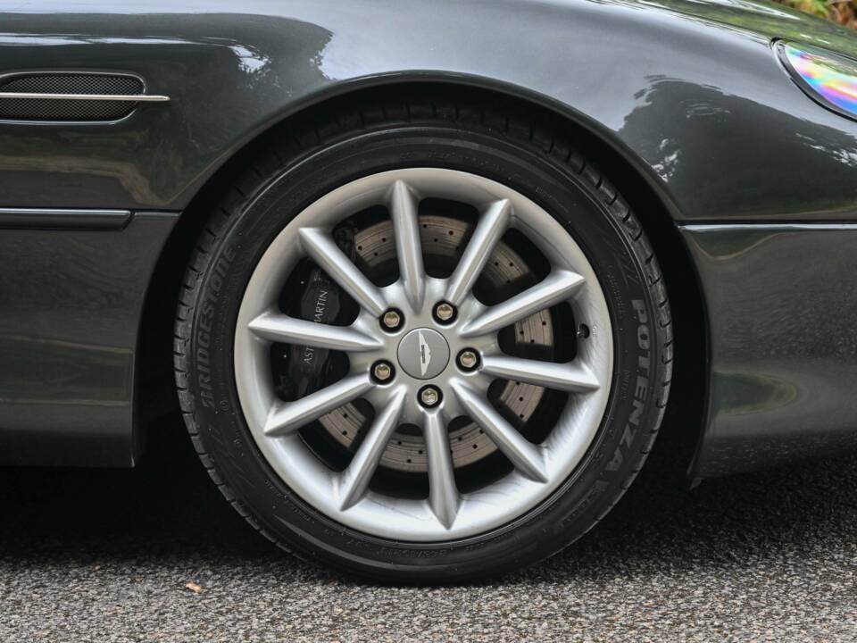 Image 29/50 de Aston Martin DB 7 Vantage (2002)