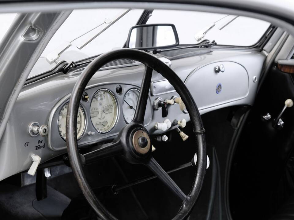 Bild 20/48 von BMW 327 (1940)