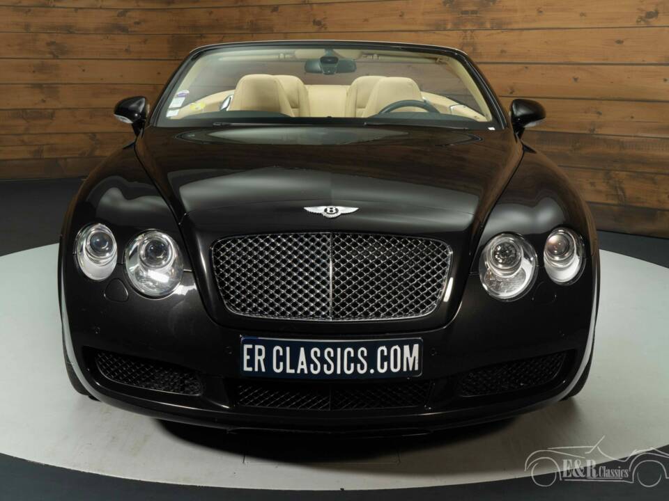 Bild 2/6 von Bentley Continental GTC (2007)