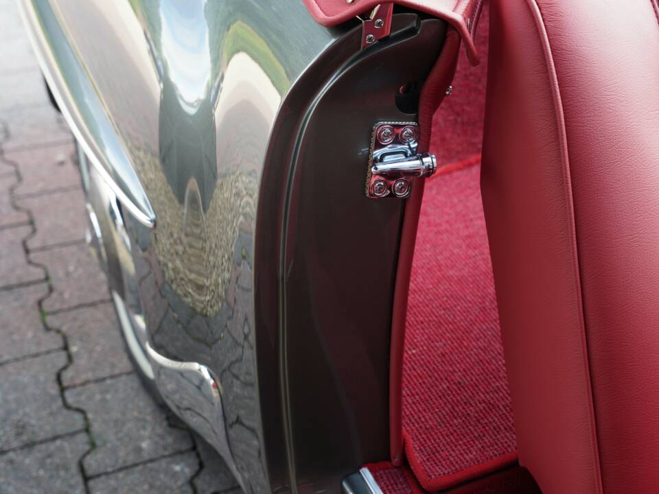 Imagen 37/50 de Mercedes-Benz 190 SL (1960)