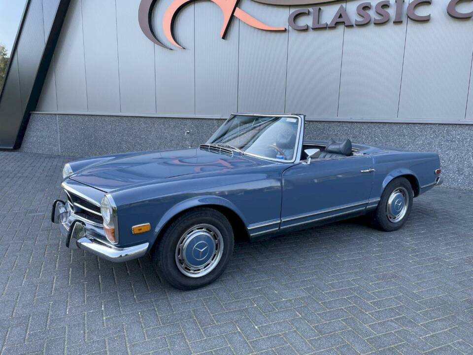 Image 1/36 of Mercedes-Benz 280 SL (1971)