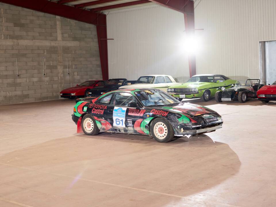 Bild 17/43 von Toyota MR2 2.0 (1989)