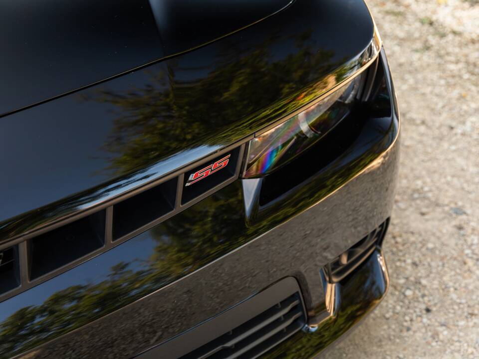 Image 28/33 de Chevrolet Camaro (2015)