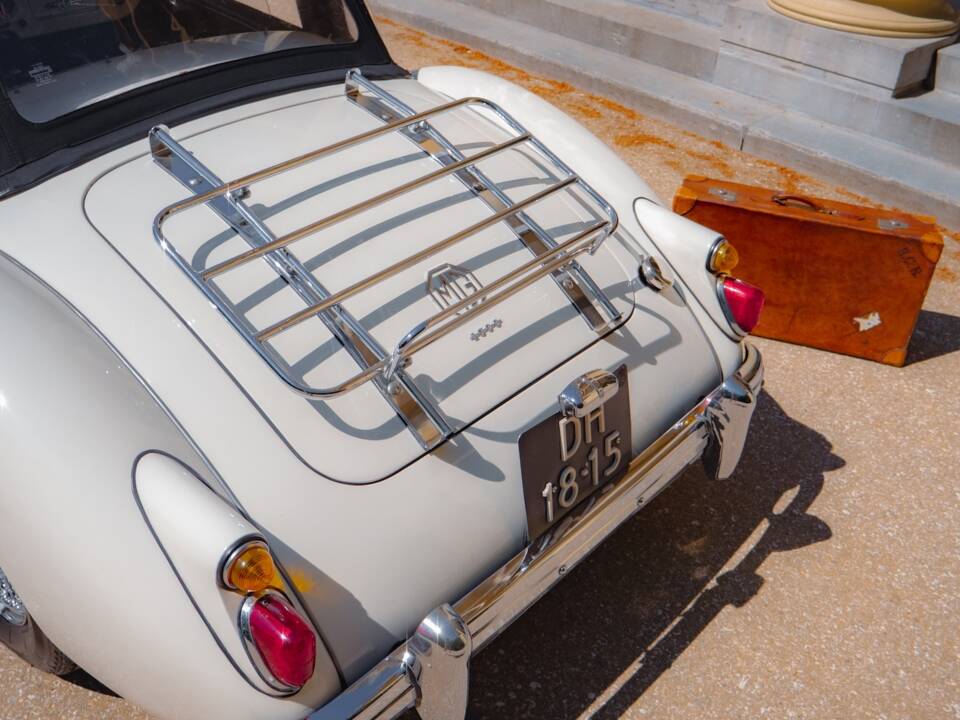 Afbeelding 28/49 van MG MGA 1600 (1958)