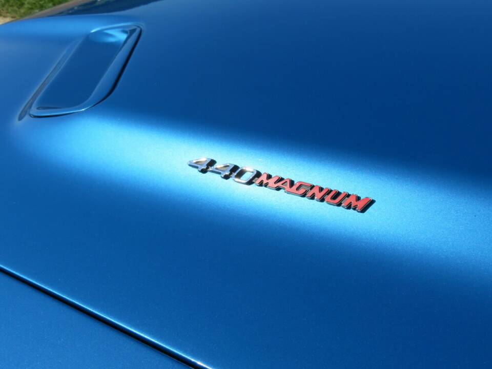 Bild 17/20 von Dodge Challenger R/T (1970)