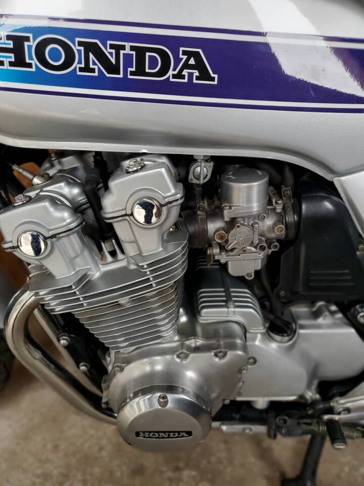 Image 6/14 of Honda CB 900 F Bol d'Or (1980)