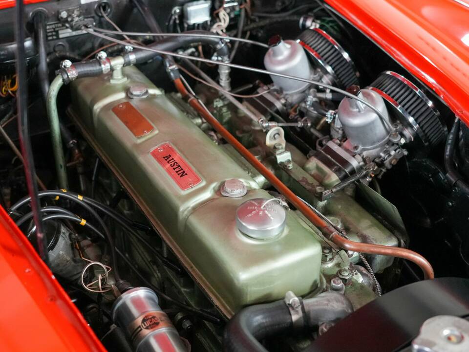 Image 39/43 of Austin-Healey 3000 Mk II (BJ7) (1963)
