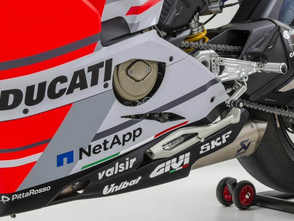 Image 8/21 of Ducati DUMMY (2018)
