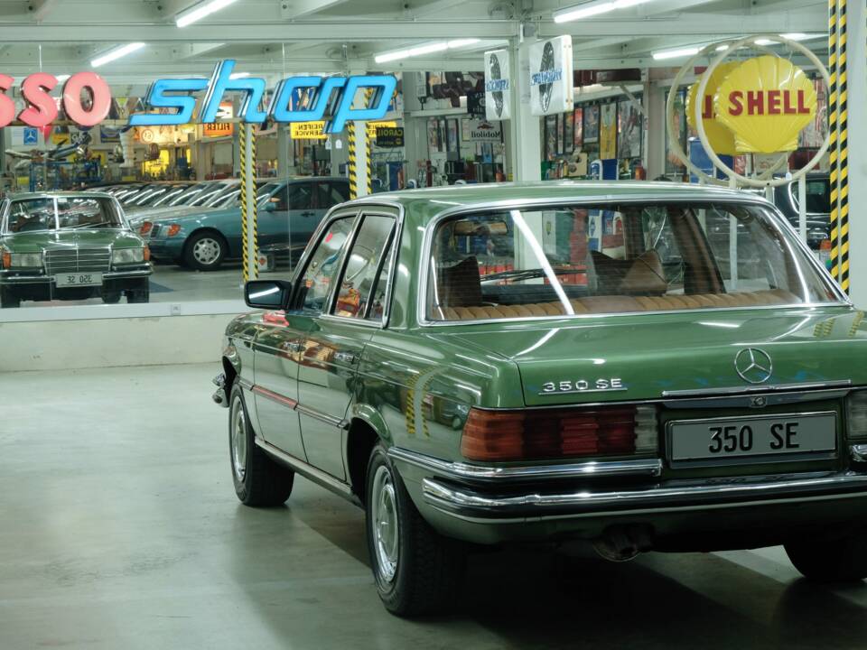 Image 8/50 de Mercedes-Benz 350 SE (1975)