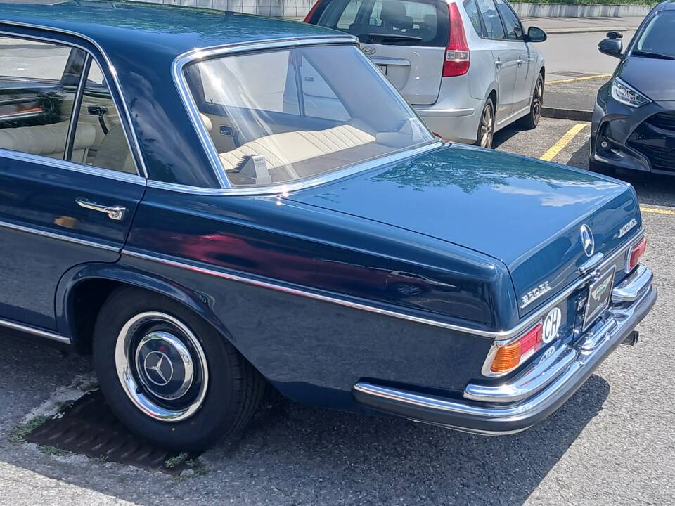Afbeelding 6/12 van Mercedes-Benz 250 SE (1967)