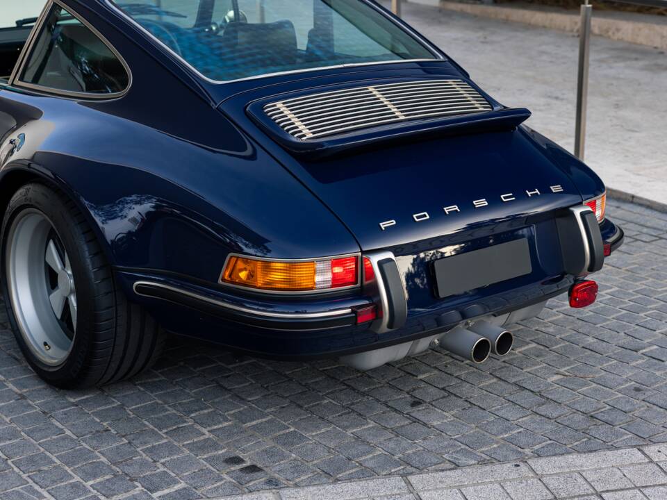 Image 13/32 of Porsche 911 Singer (2023)