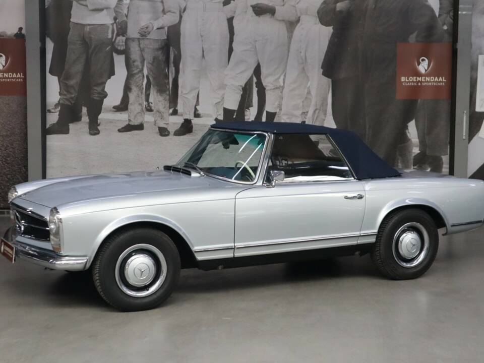 Bild 8/45 von Mercedes-Benz 280 SL (1968)