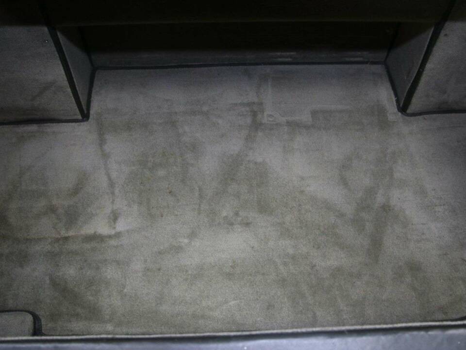 Image 38/50 de Bristol 411 Mk. I (1970)