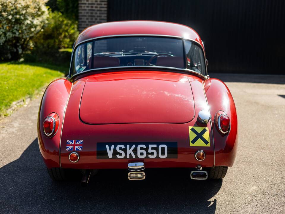 Image 37/50 de MG MGA 1500 (1957)