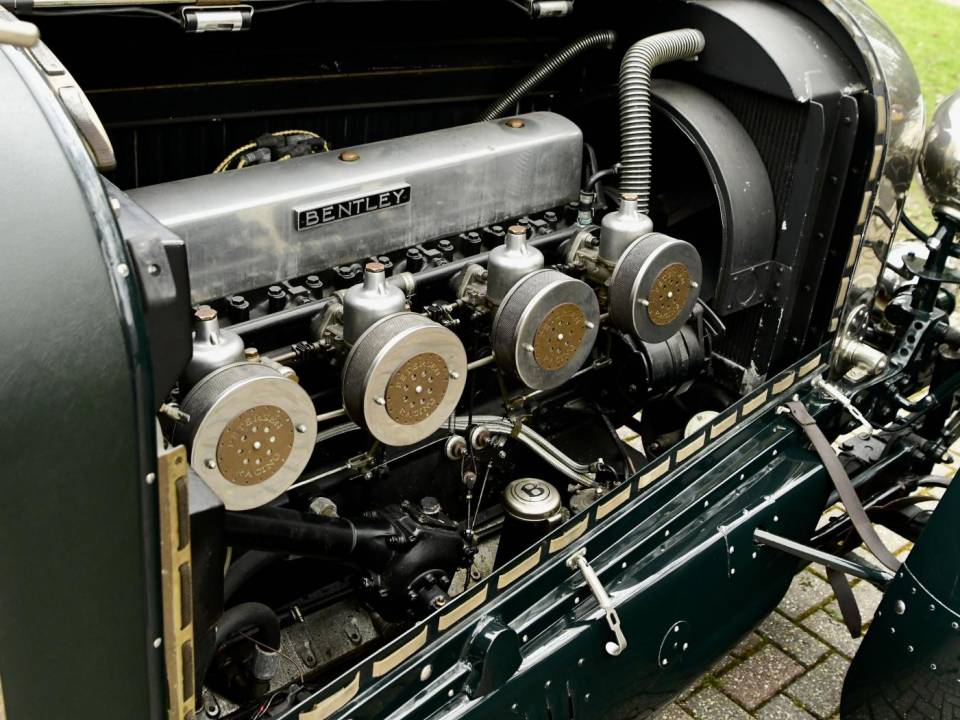 Immagine 44/50 di Bentley 6 1&#x2F;2 Litre Petersen Special (1935)