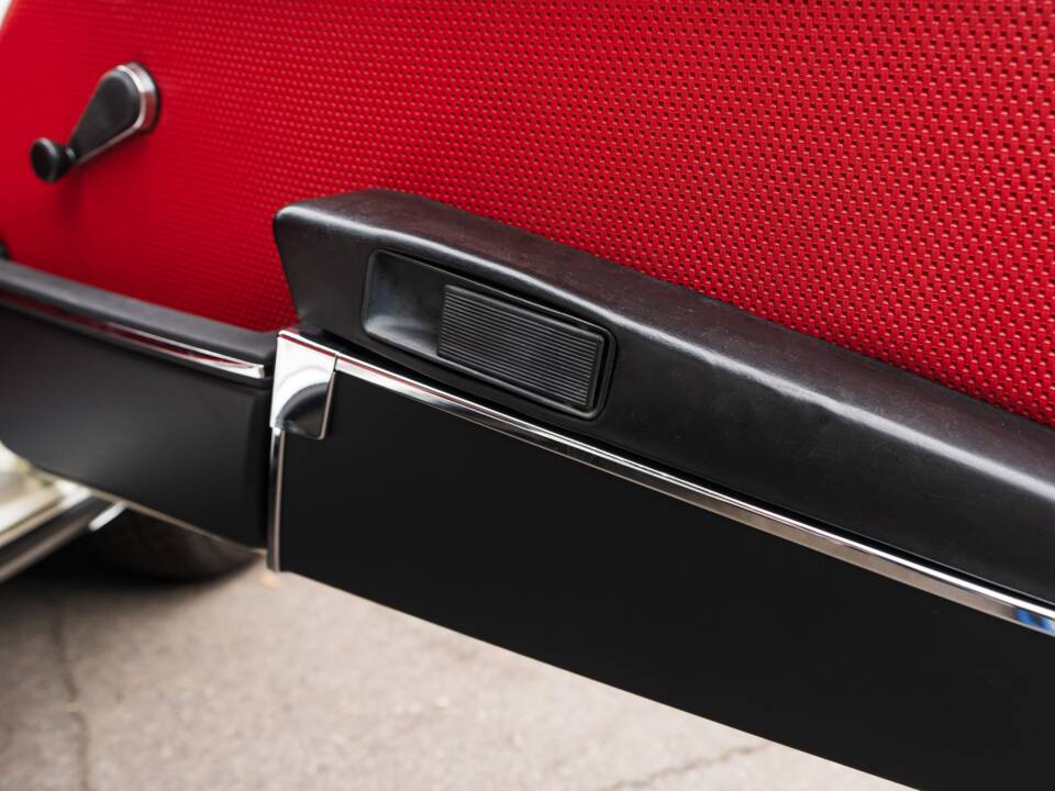 Bild 75/90 von Porsche 911 2.0 E (1969)