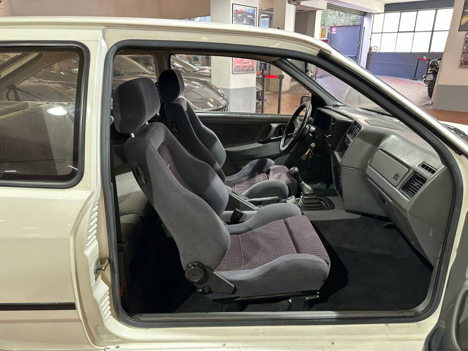 Bild 14/33 von Ford Sierra Cosworth (1987)