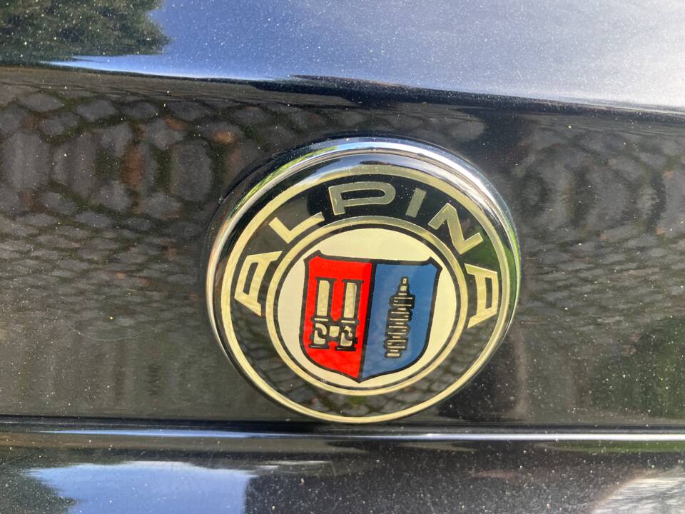 Image 19/49 of ALPINA B3 S Touring (2002)