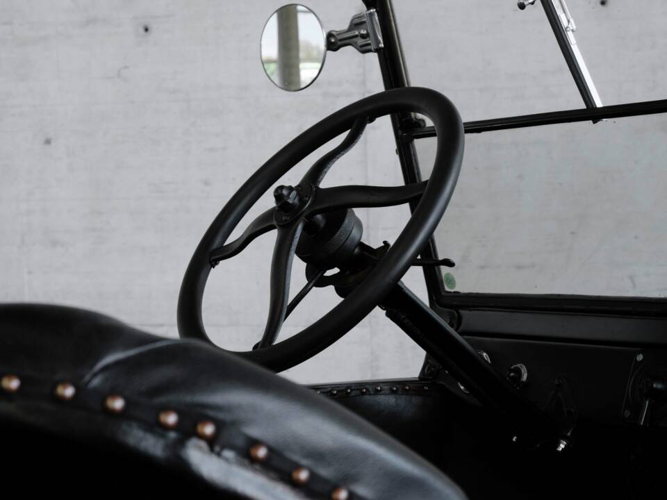 Bild 12/39 von Ford Model T Runabout (1924)
