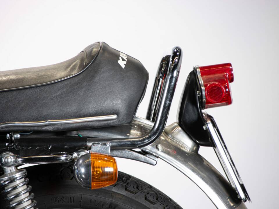 Image 17/50 of Kawasaki H1 500 Mach III (1971)