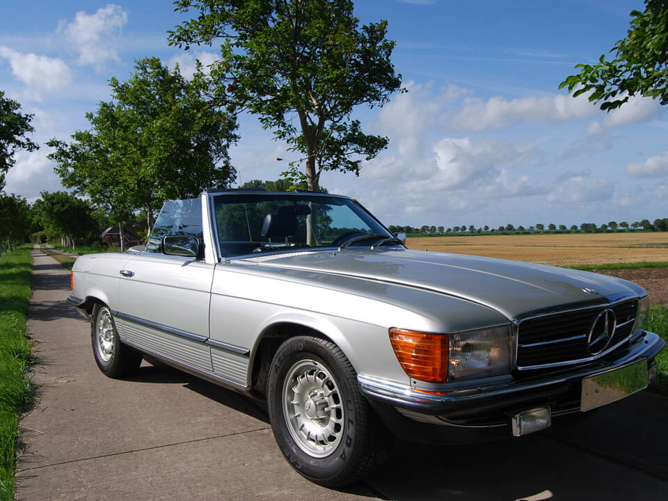 Image 10/96 de Mercedes-Benz 280 SL (1982)