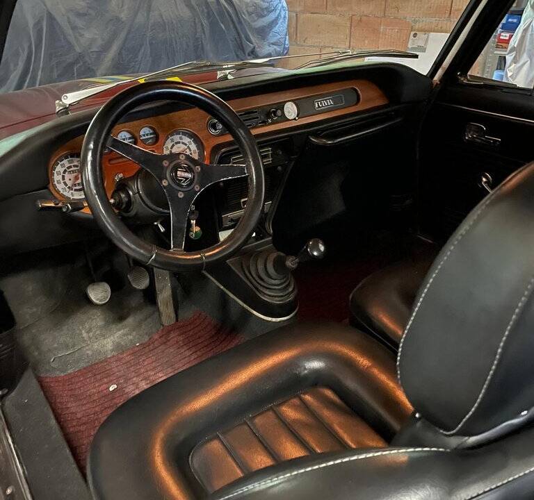 Image 2/8 of Lancia Fulvia 1.3 S (1973)