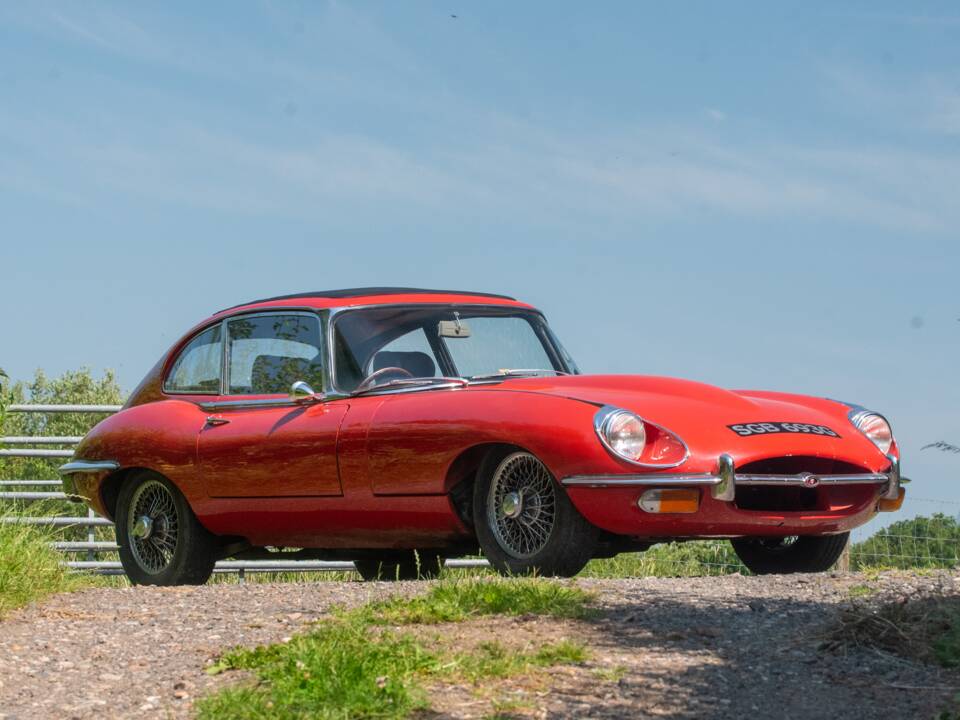 Image 7/50 de Jaguar Type E (2+2) (1969)