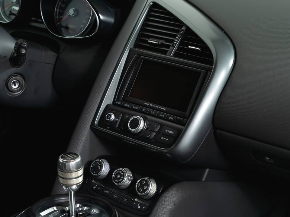 Bild 33/41 von Audi R8 (2007)