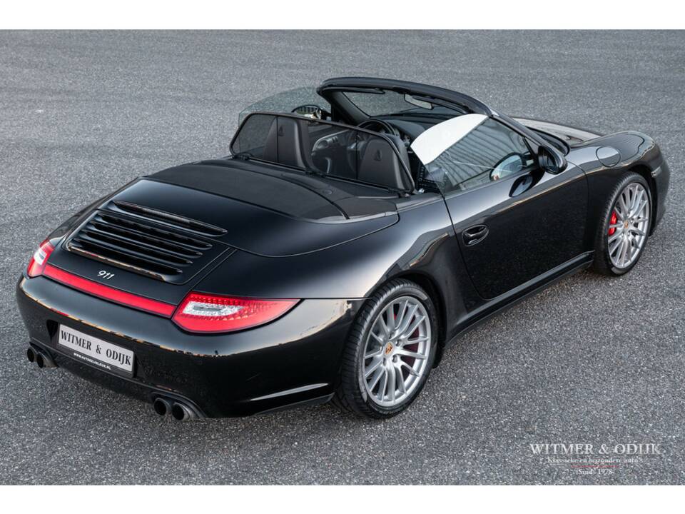 Image 2/37 of Porsche 911 Carrera 4S (2009)