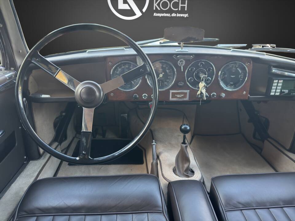 Image 10/19 of Aston Martin DB 2/4 Mk II (1956)