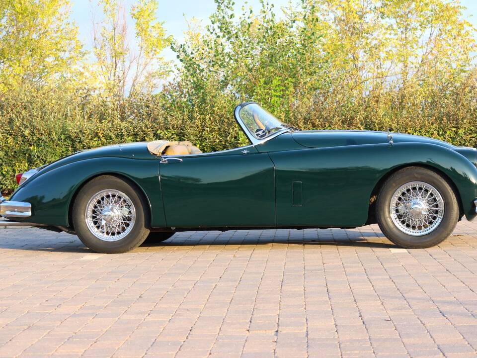 Image 3/15 of Jaguar XK 150 3.4 S OTS (1959)