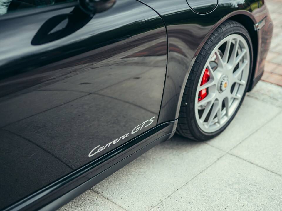 Image 8/50 of Porsche 911 Carrera GTS (2011)