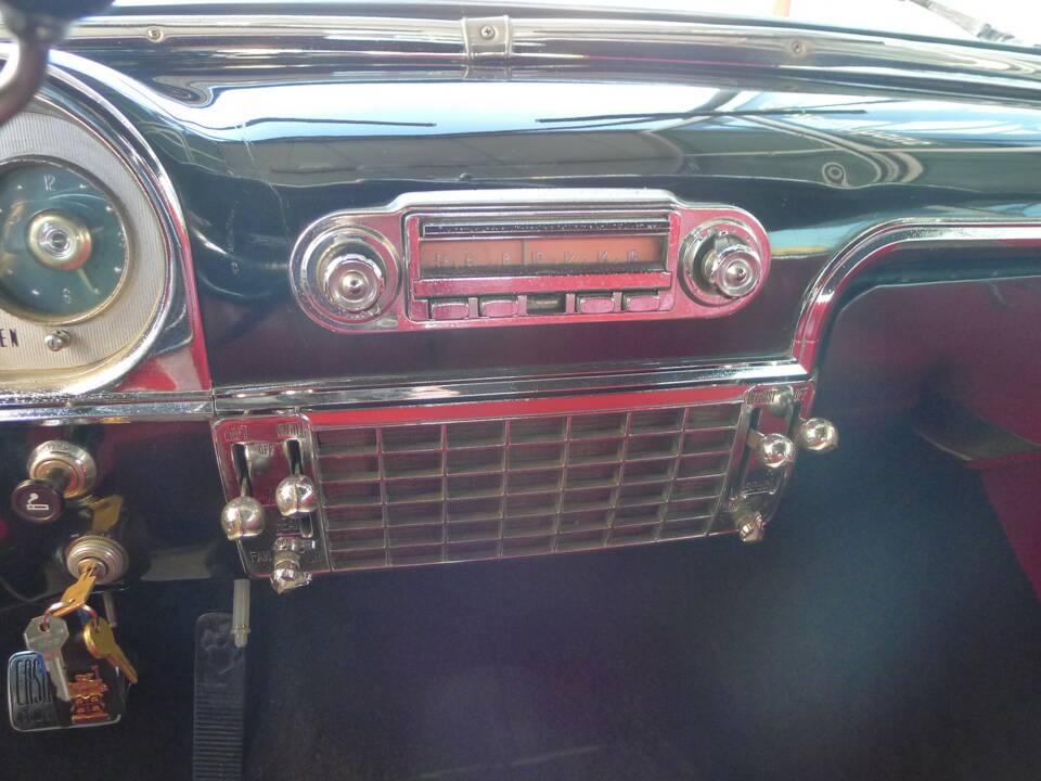 Image 10/15 of Packard Eight 5431 (1954)