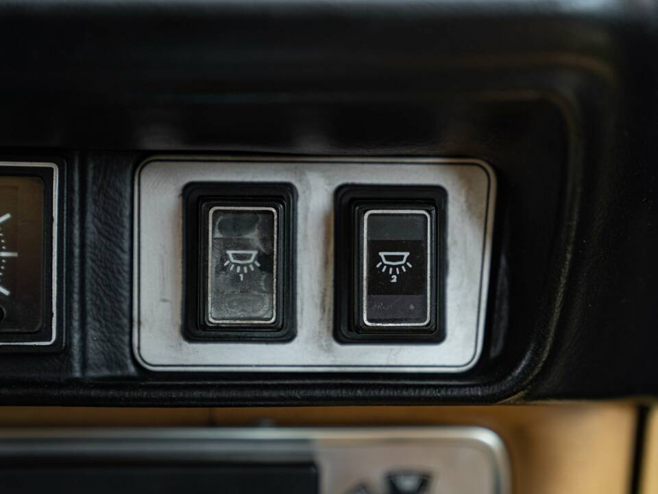 Imagen 47/50 de Jaguar XJ 6 4.2 (1981)