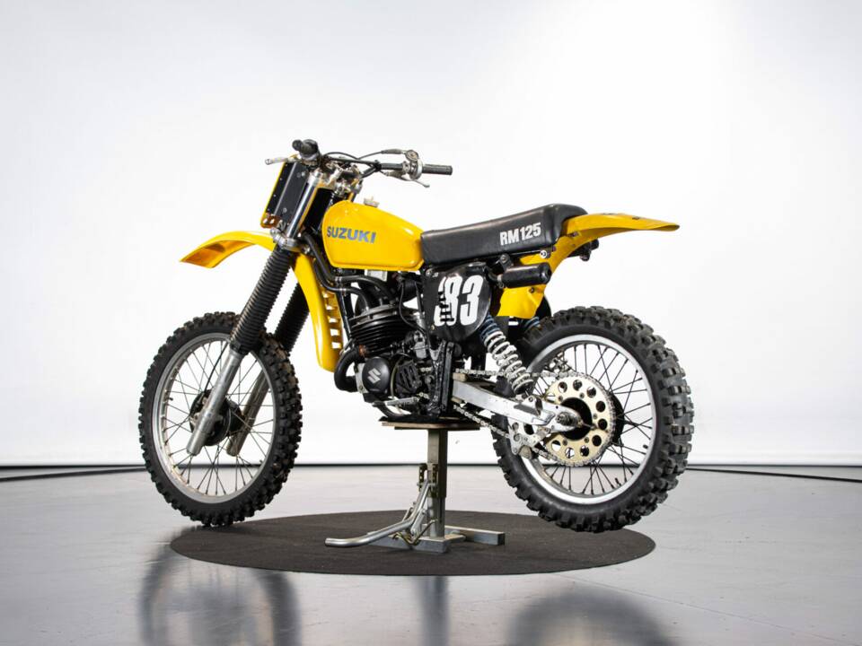 Image 2/50 of Suzuki RM 125 (1978)