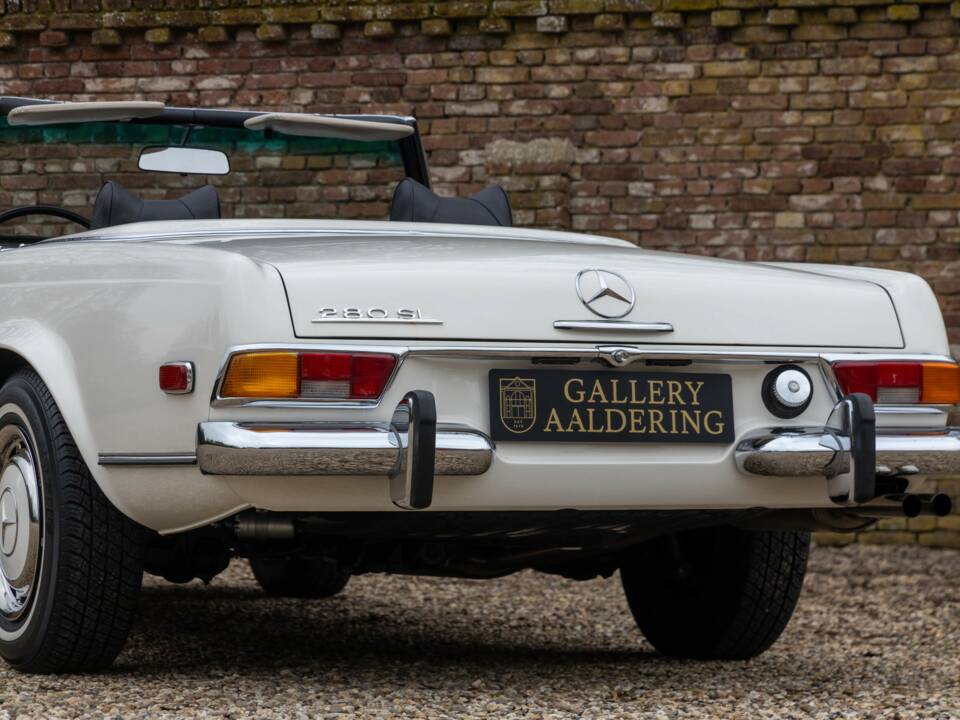 Bild 48/50 von Mercedes-Benz 280 SL (1970)