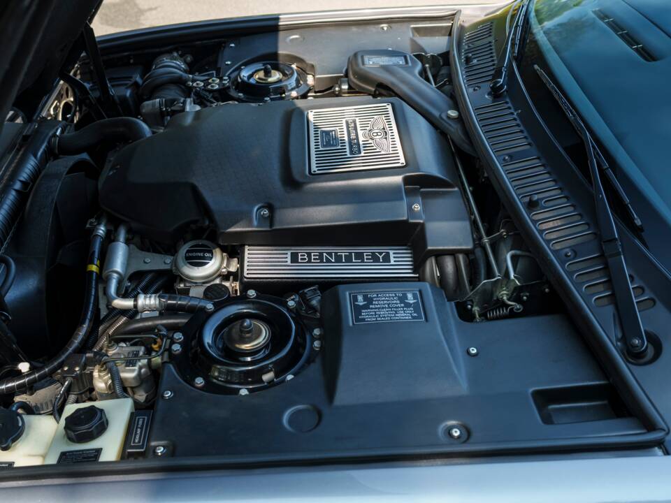 Image 29/30 of Bentley Continental R Mulliner (2003)