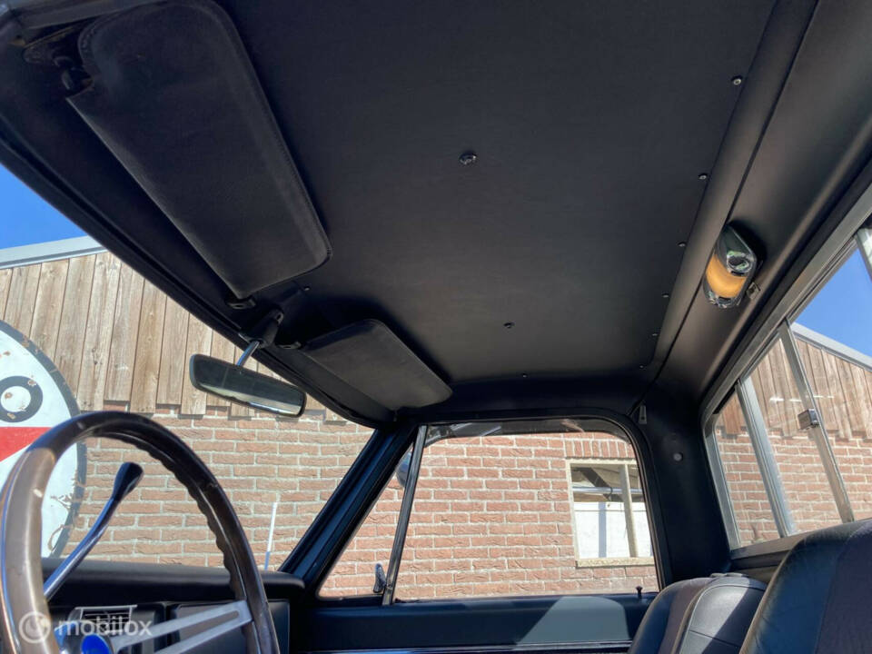 Bild 37/43 von Chevrolet C10 Stepside (1971)