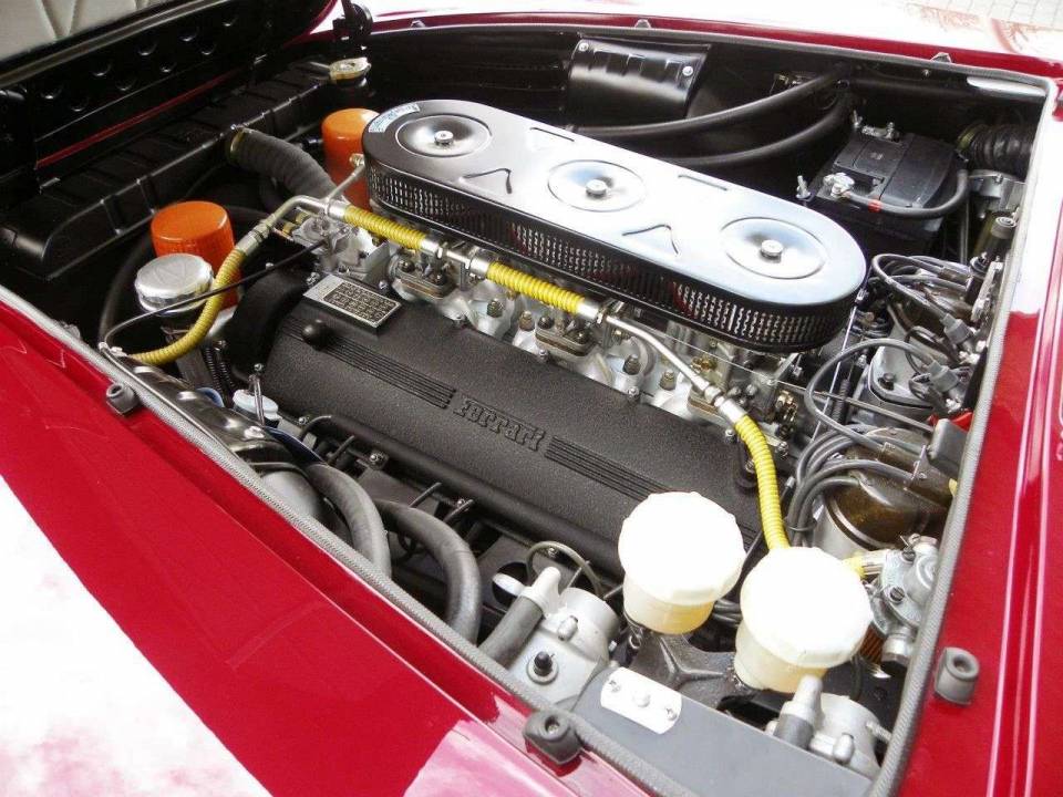 Image 20/20 de Ferrari 330 GT 2+2 (1964)