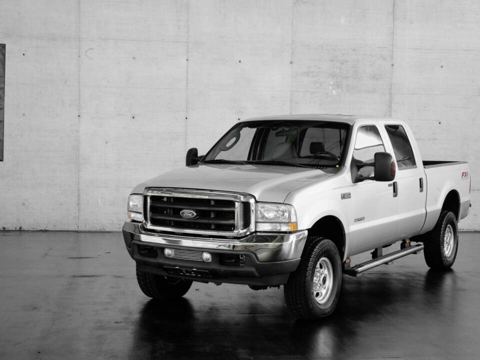 Image 5/41 de Ford F-350 Super Duty (2004)