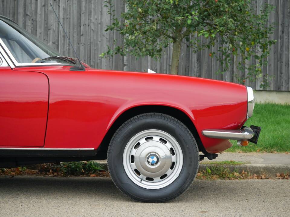 Immagine 4/38 di BMW 1600 GT (1968)