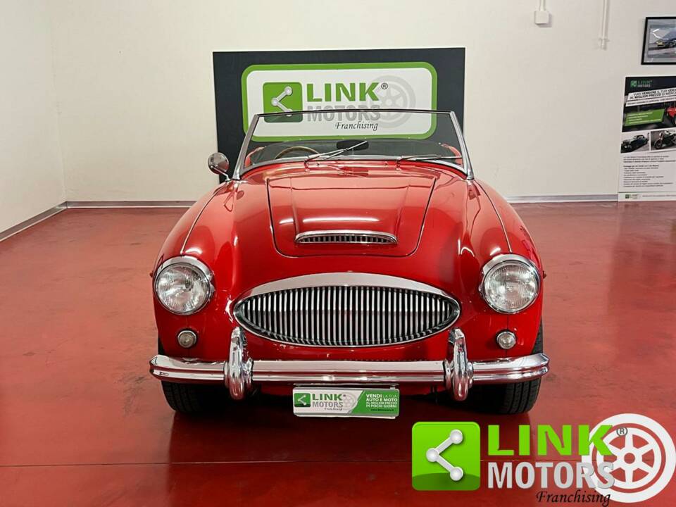 Image 2/10 of Austin-Healey 3000 Mk II (BT7) (1961)