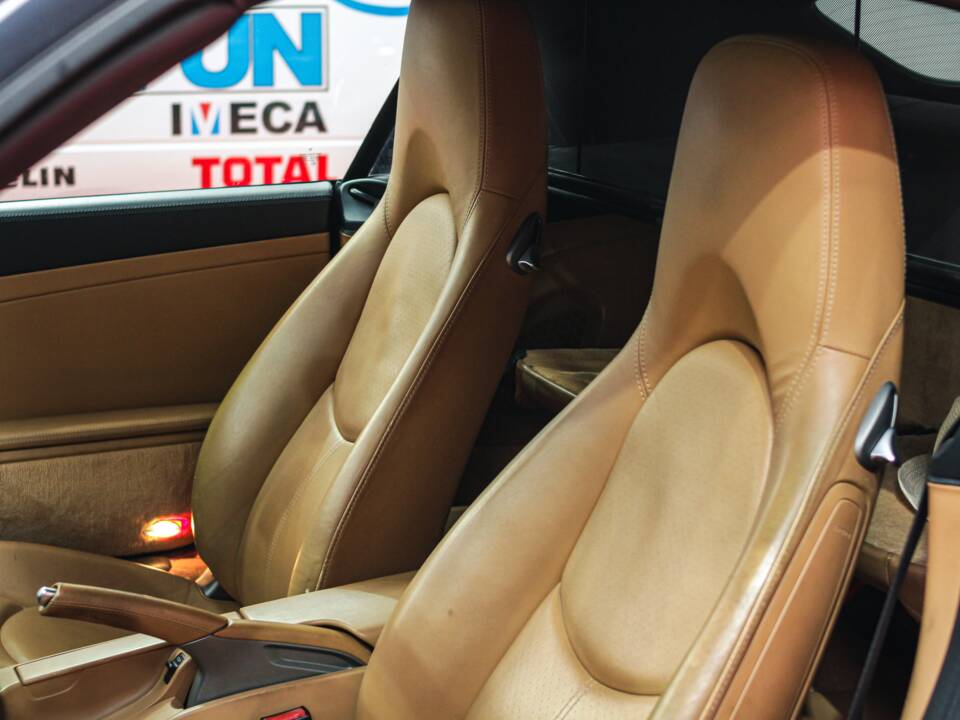 Image 19/48 of Porsche 911 Carrera 4S (2007)