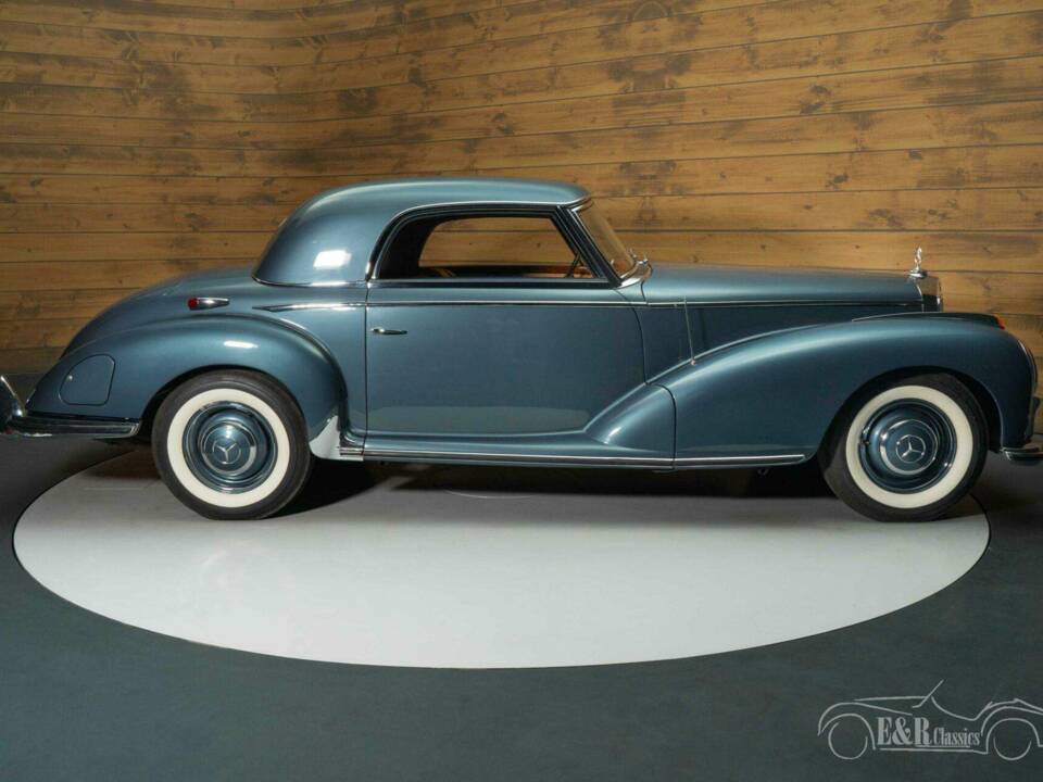 Image 14/31 of Mercedes-Benz 300 S (1953)